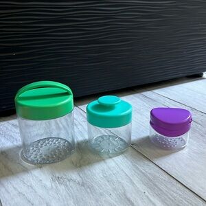 Lovevery Little Grips Canister Nesting Container Set